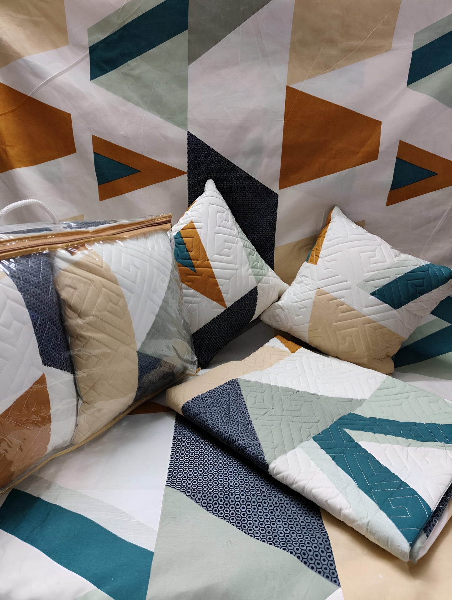 Premium 5-Piece Cotton Bedding Set: Includes 1 Flat Bedsheet, 2 Quilted Zipped Pillow Covers, 2 Quilted Cushion Covers, and 2 Cushion Fillers