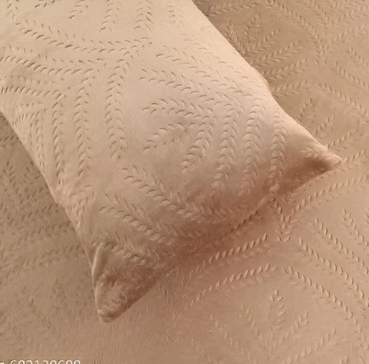 PREMIUM 500 TC HEAVY VELVET WARM  FITTED BEDSHEET WITH ELASTIC ALL AROUND having Embossing Floral design