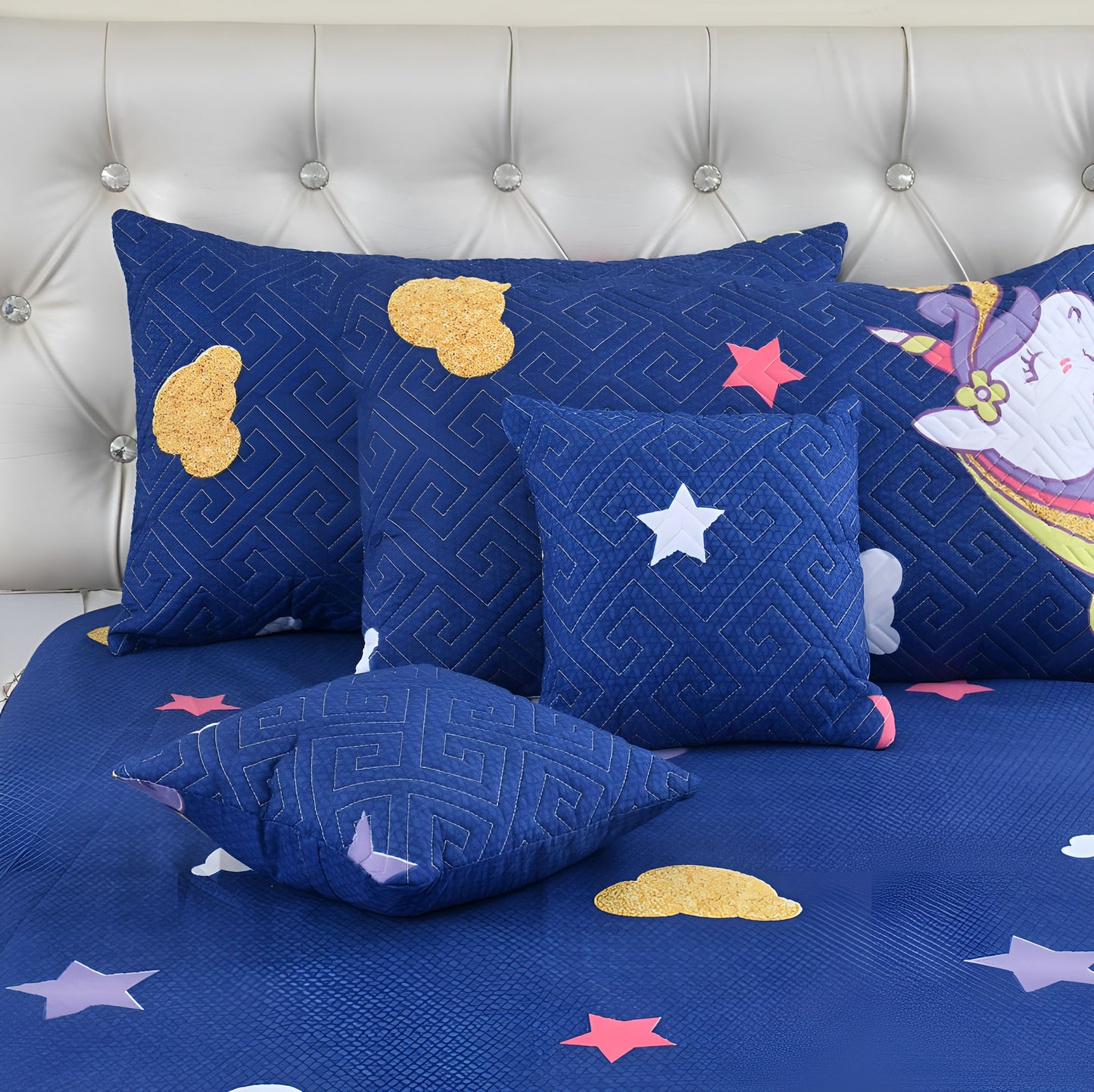 Premium 5-Piece Cotton Bedding Set: Includes 1 Flat Bedsheet, 2 Quilted Zipped Pillow Covers, 2 Quilted Cushion Covers, and 2 Cushion Fillers