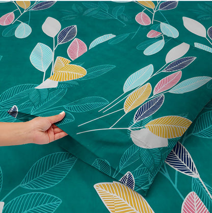 GREEN BASE 220 TC  Fitted Elastic Bedsheet With Two Pillow Covers (72X78X Upto 10 Inches) & 360 Degree Elasticated