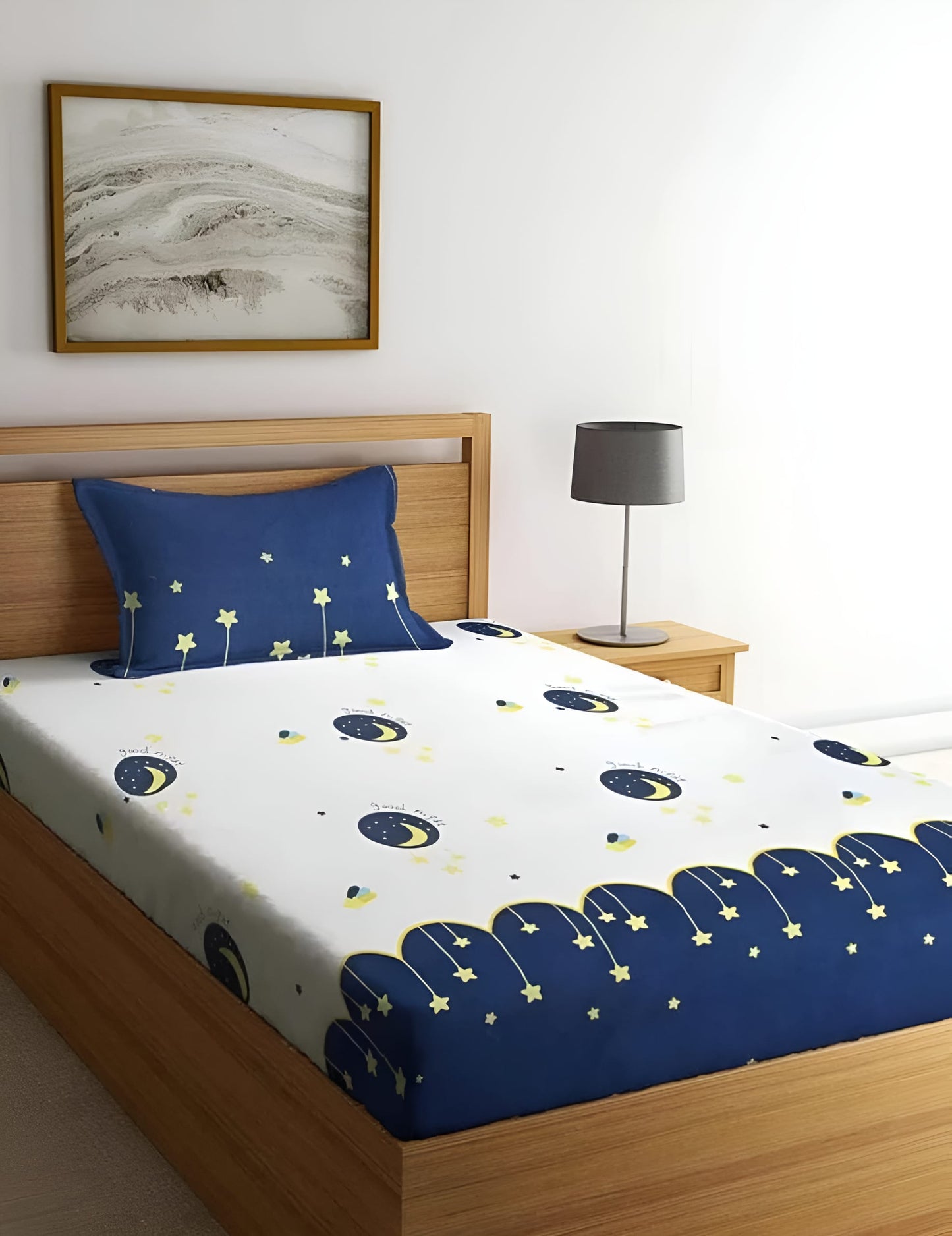 220 TC White Single Bed Fitted Bedsheet Having Size 36X72 (Fits Upto 8 Inches Of Mattress)
