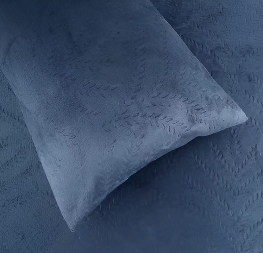 PREMIUM 500 TC HEAVY VELVET WARM  FITTED BEDSHEET WITH ELASTIC ALL AROUND having Embossing Floral design